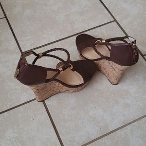 tan wedges with gold accent